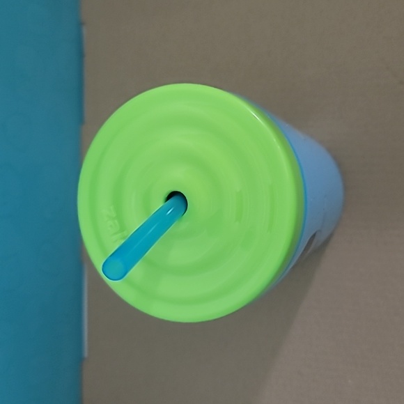 Bluey Heeler Family Cup w/Lid and Straw - Picture 5 of 6